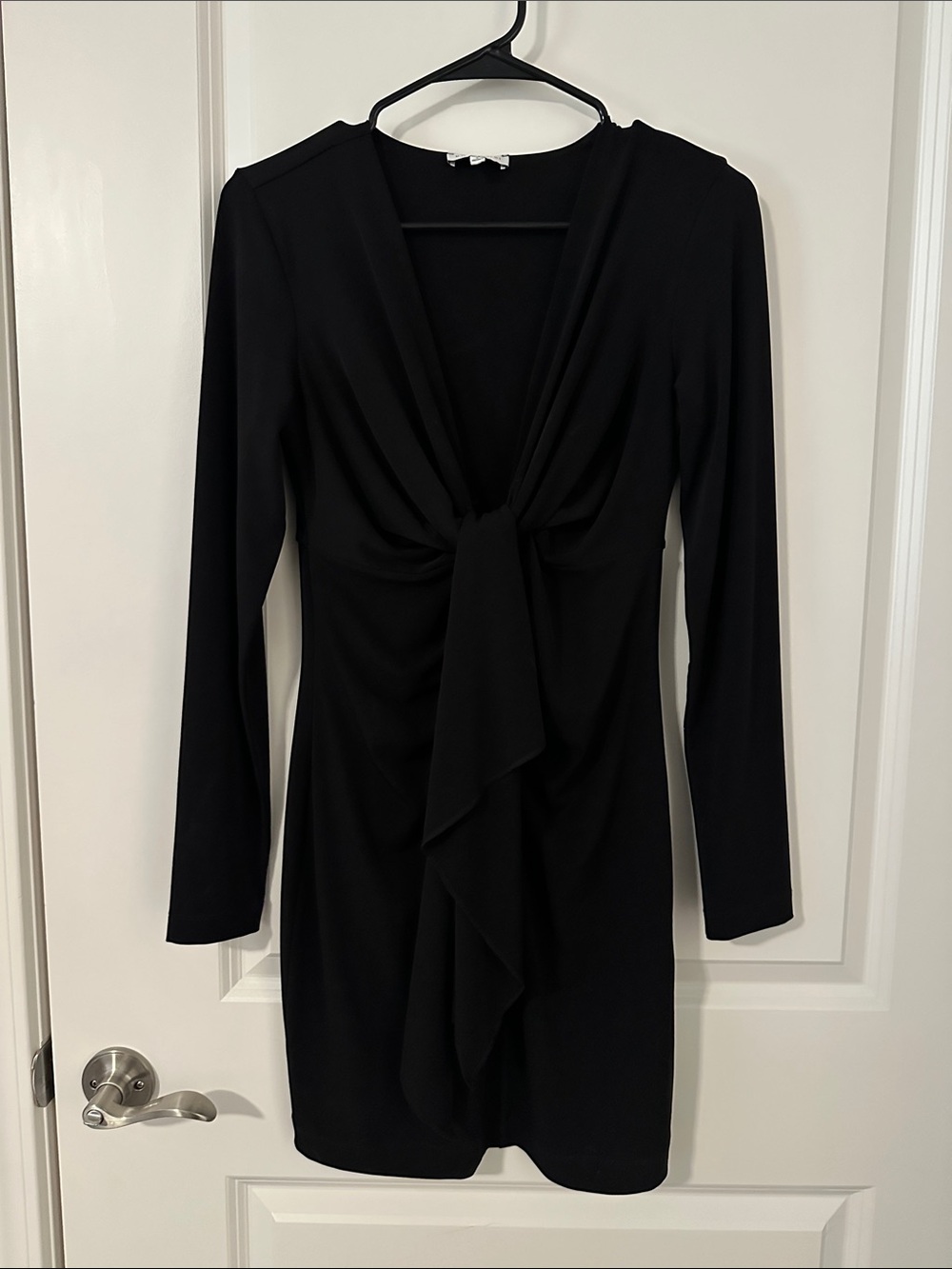 Gianni Bini Black Long-Sleeve Knot Front Dress